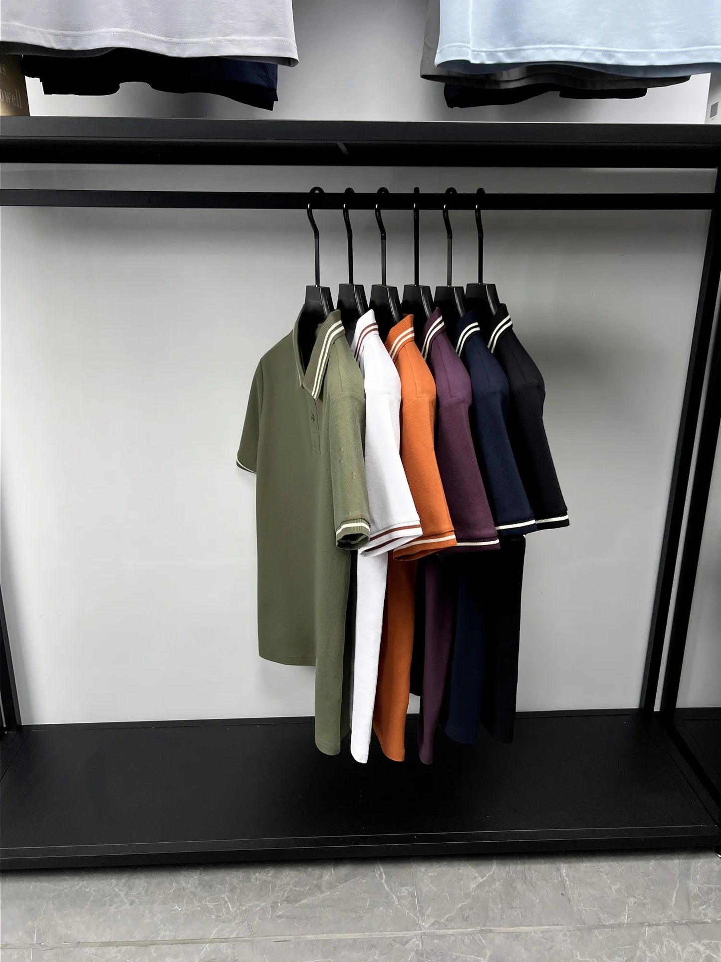 Men's short sleeved polo shirt
